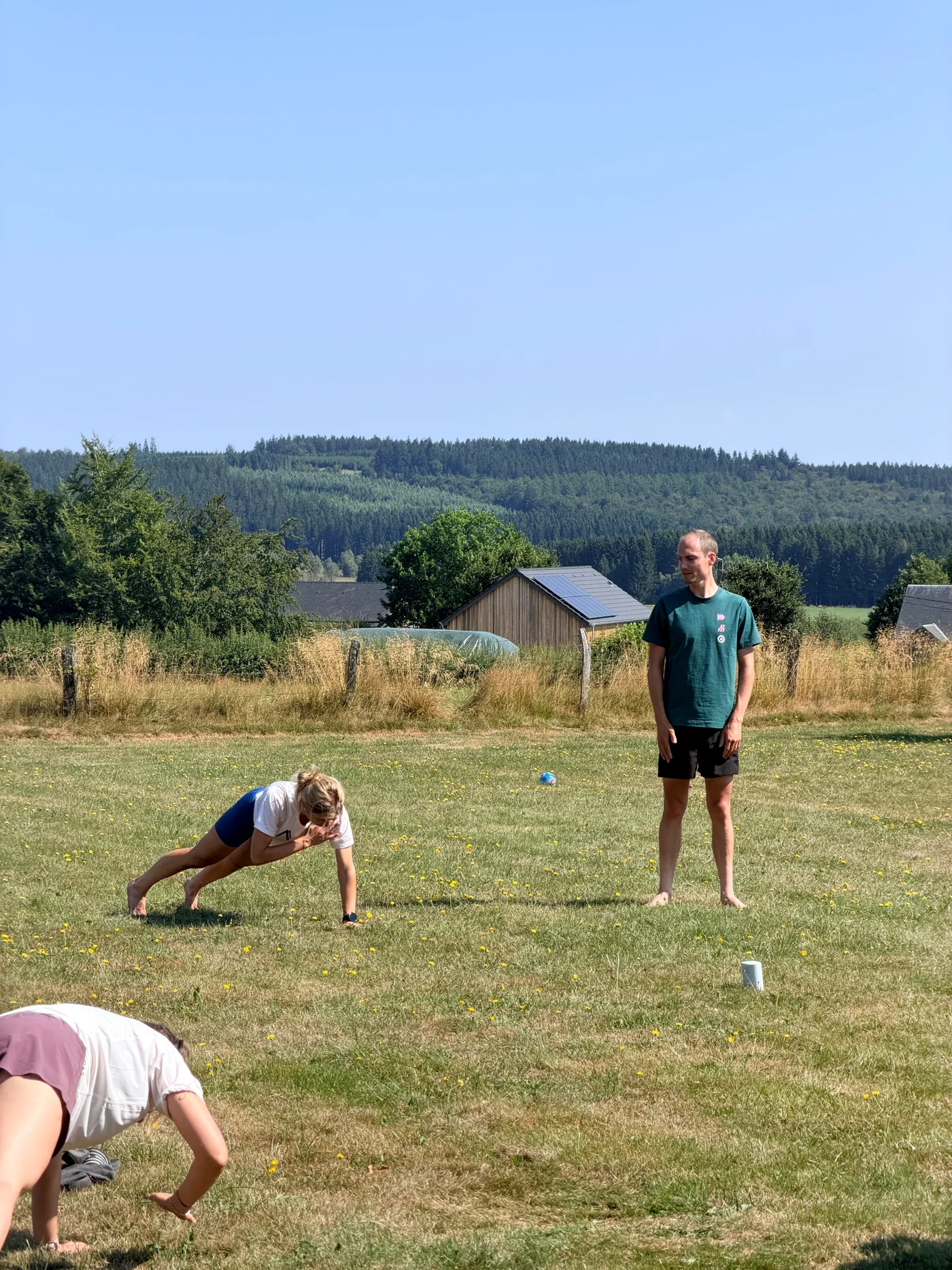 Bewegingsoefeningen buiten met Simon