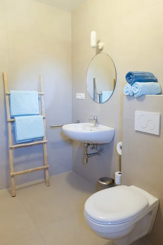 Een badkamer van het verblijf in de Hoge Venen